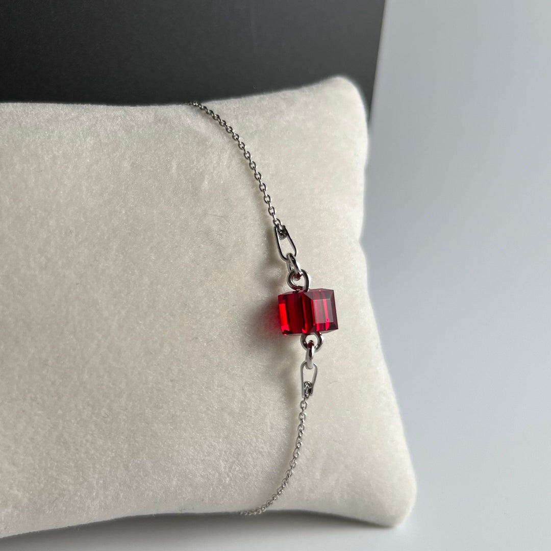 Bracelet avec cristaux Swarovski, rouge foncé, argent rhodié, CARRE
