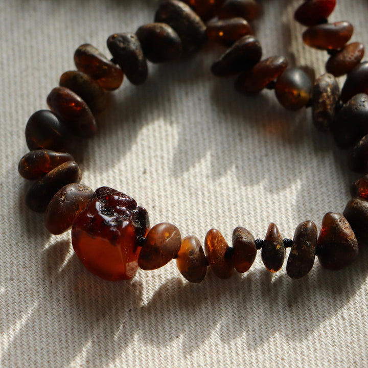 Baltic amber necklace with knots, 49 cm long