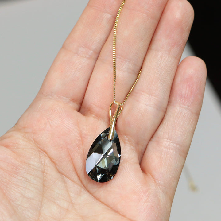 Pendentif (grande goutte) avec ou sans chaine, cristaux Swarovski, argent doré, collection LARME, gris argenté