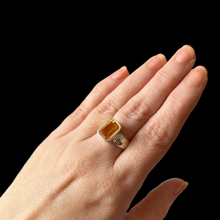 Silberner Citrinring – Größe 53 – BS106