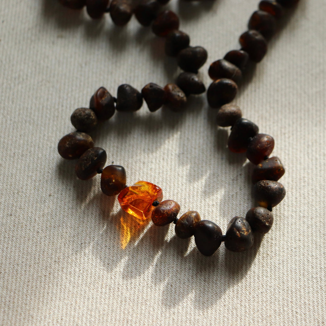 Baltic amber necklace with knots, 47 cm long