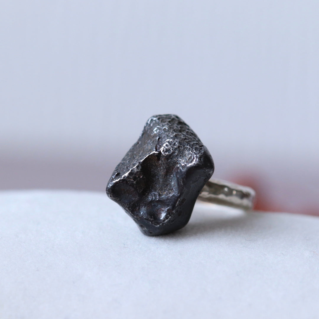 Silberner Meteoritenring - Größe 57 - BS003