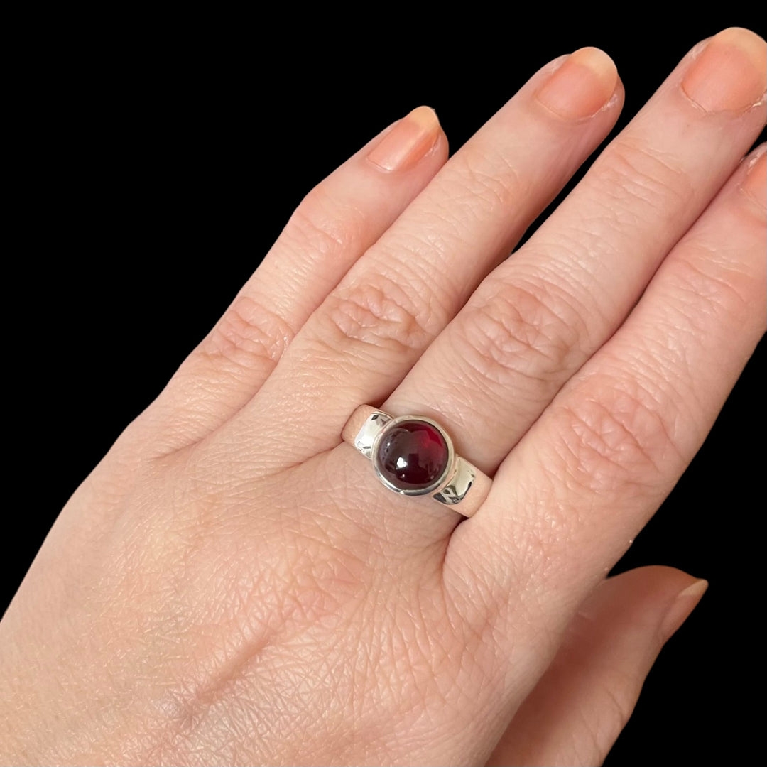 Silver ring with garnet - size 62 - BS075