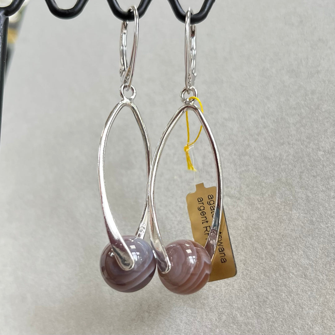 Earrings with agate, in silver