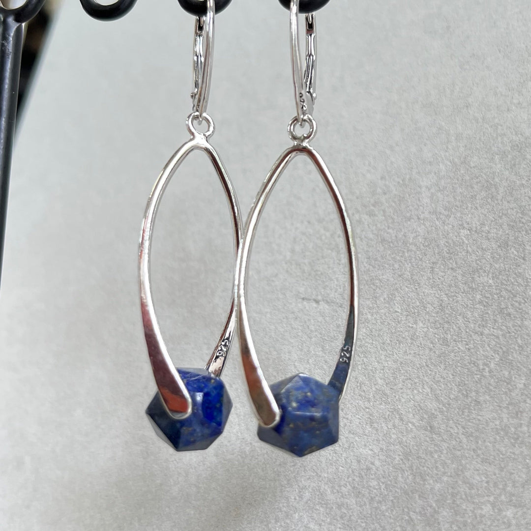 Earrings with lapis lazuli, in silver
