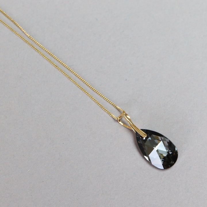 Pendentif (grande goutte) avec ou sans chaine, cristaux Swarovski, argent doré, collection LARME, gris argenté