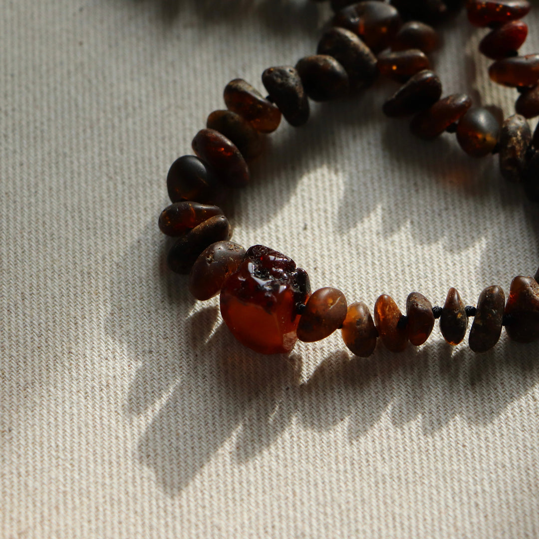 Baltic amber necklace with knots, 49 cm long