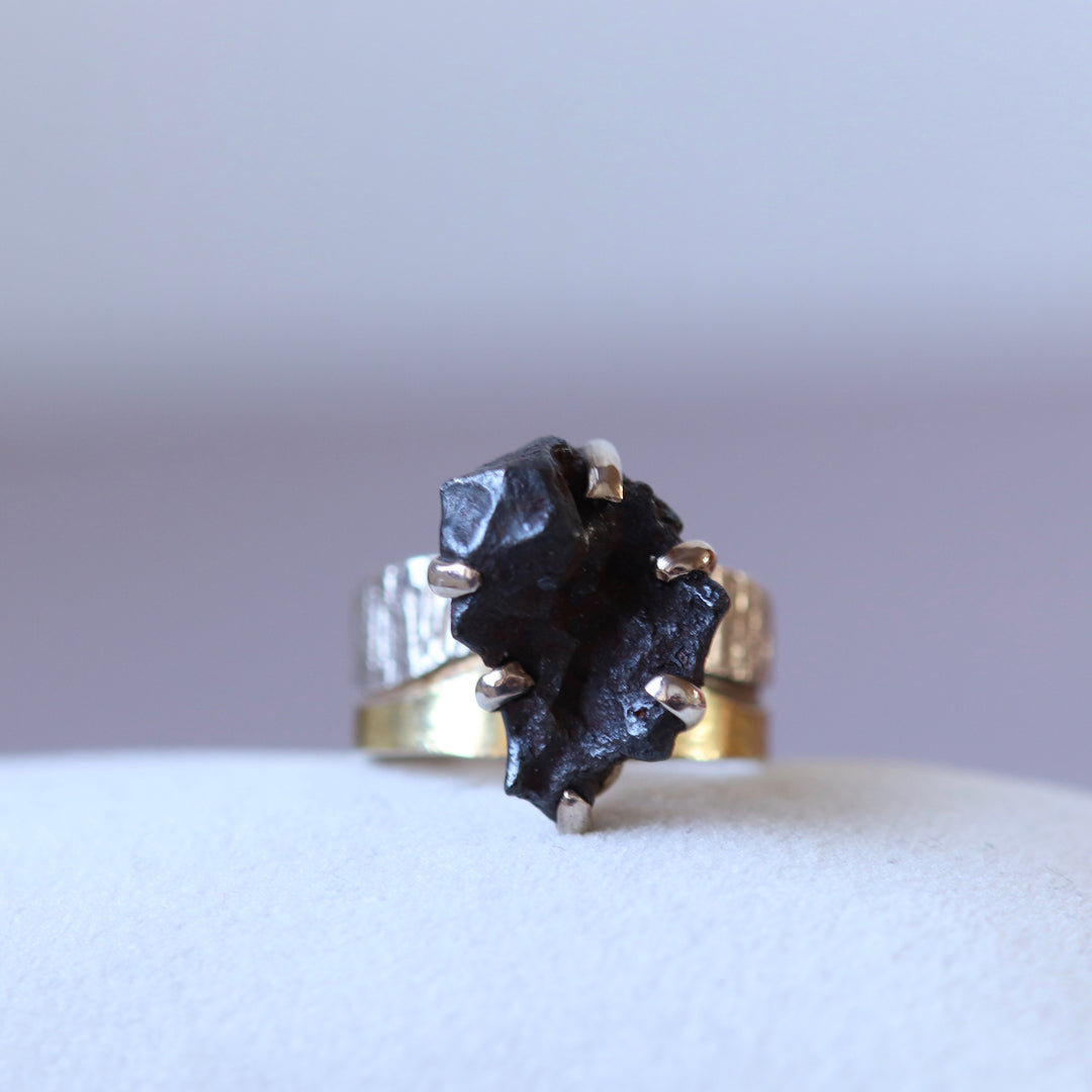 Silver meteorite ring - size 56 - BS004