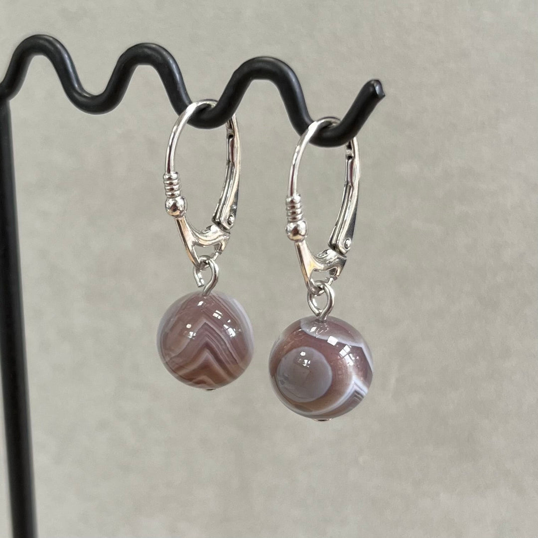 Earrings with agate, in silver