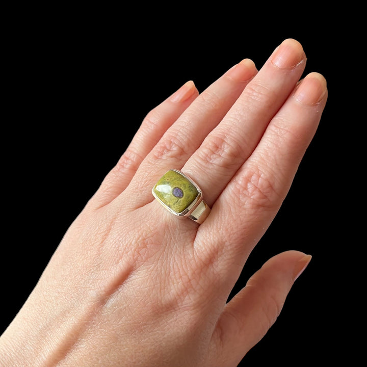 Silver ring with stichtite and serpentine - size 62 - BS071