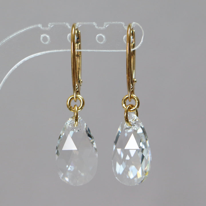 Boucles d'oreilles (crochets, dormeuse, puces ou à clips), cristaux Swarovski, argent doré, collection LARME, incolore