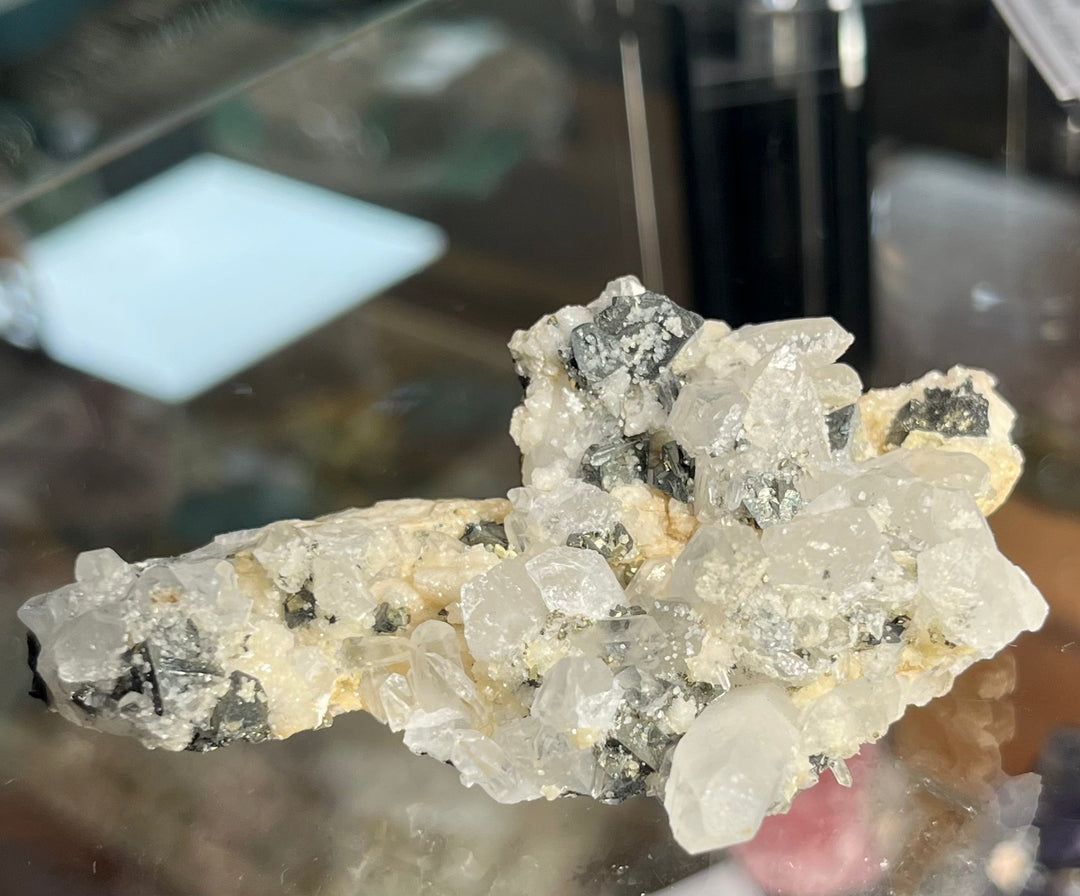 Tetrahedrite quartz,calcite Cavnic Romania DB65