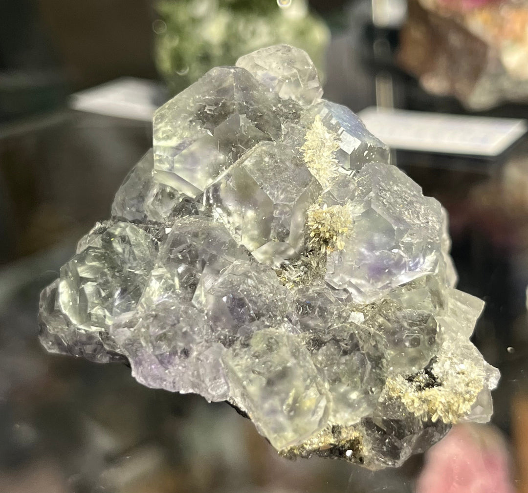 Fluorite violette quartz fujian Chine M18W111