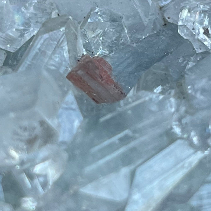 Apophyllite heulandite rose  Inde DW194