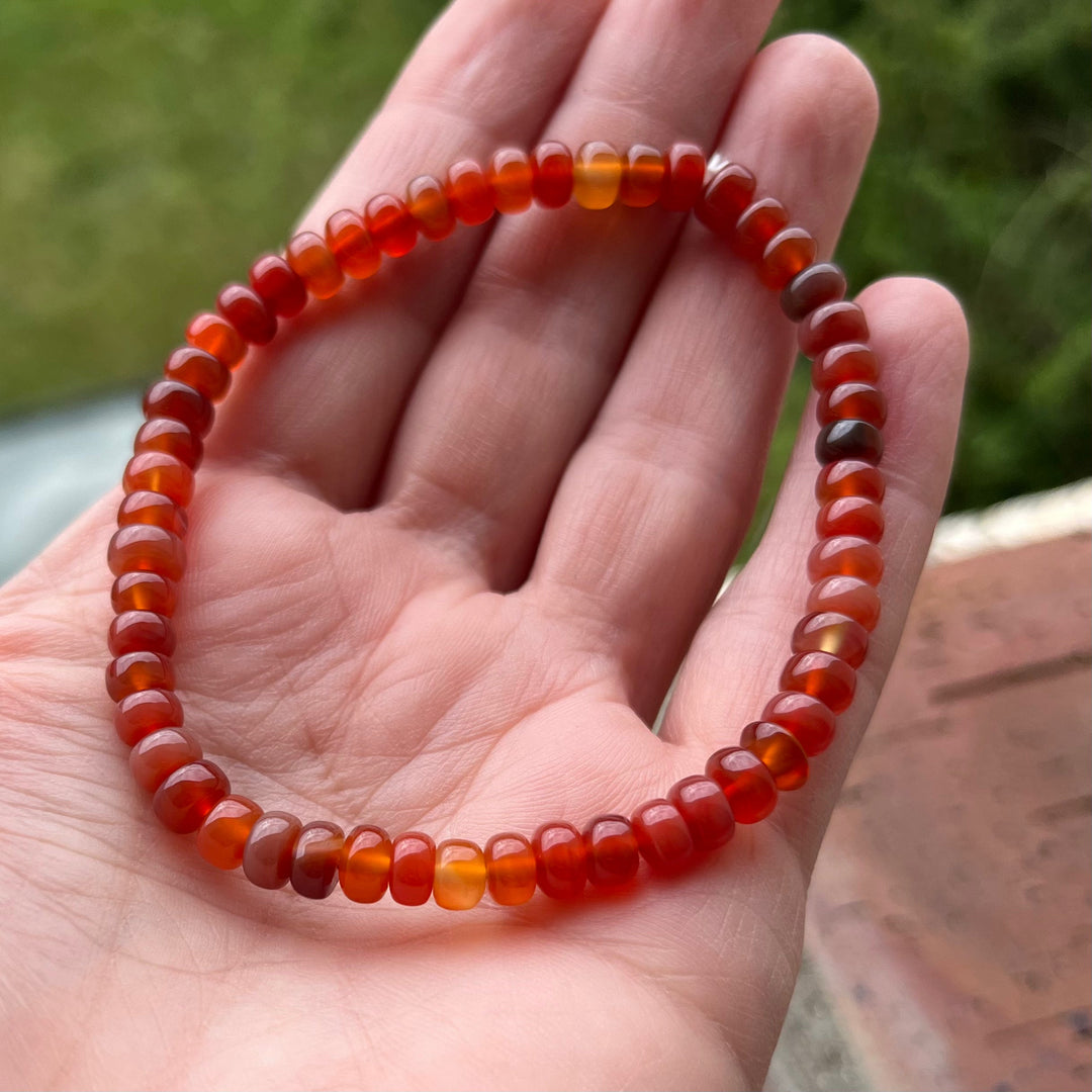 Carnelian bracelet with 6x4 mm round stones