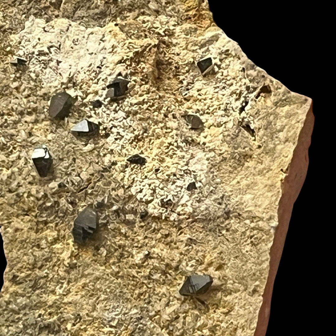 Anatase Pakistan M18W130