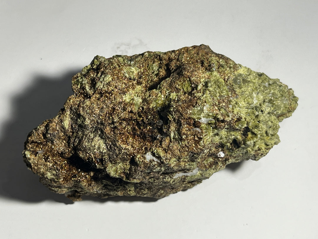 Stilpnomelane epidote Mont Chemin Martigny Valais Switzerland DR72