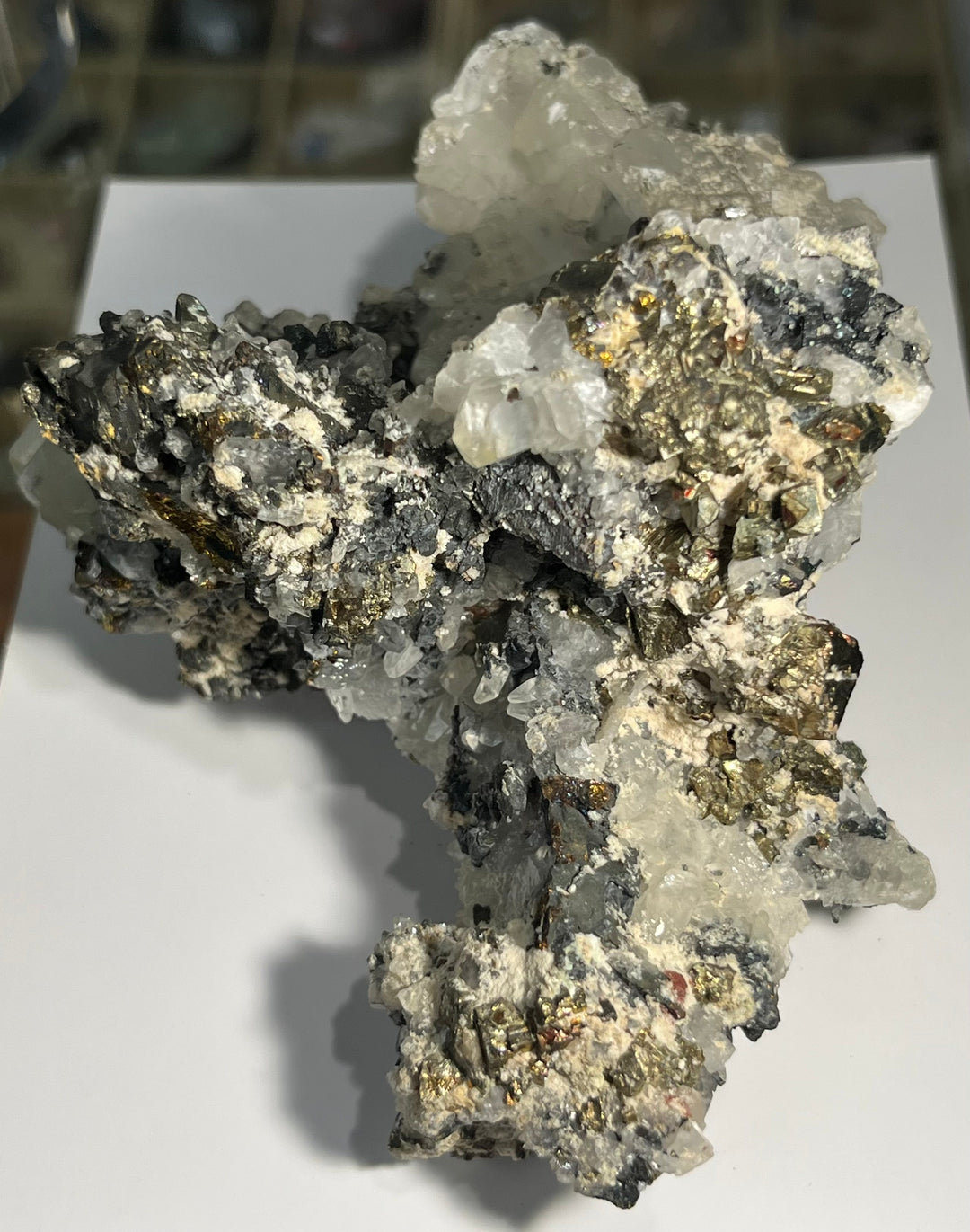 Chalkopyrit, Pyrit und Calcit Rumänien DB60