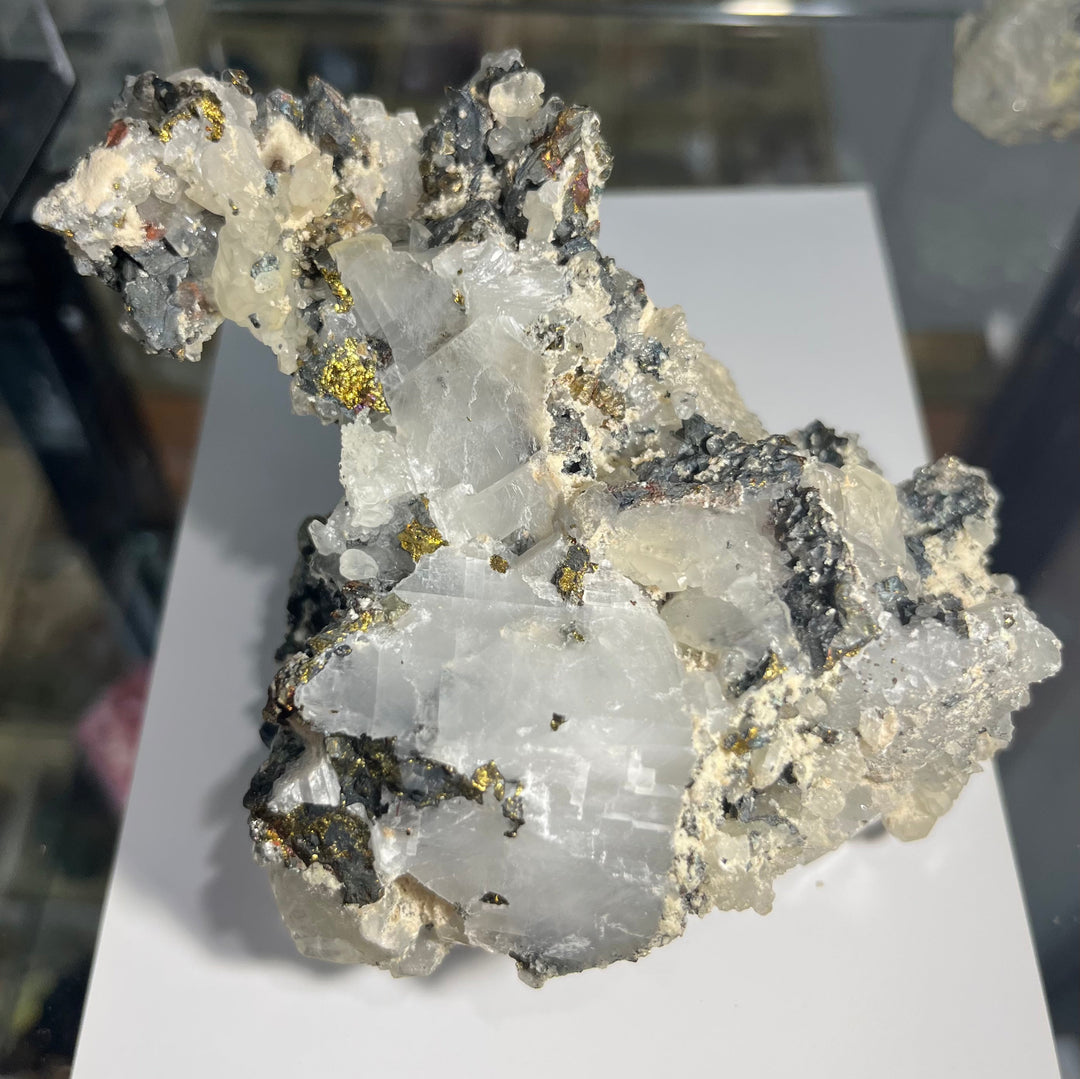 Chalkopyrit, Pyrit und Calcit Rumänien DB60