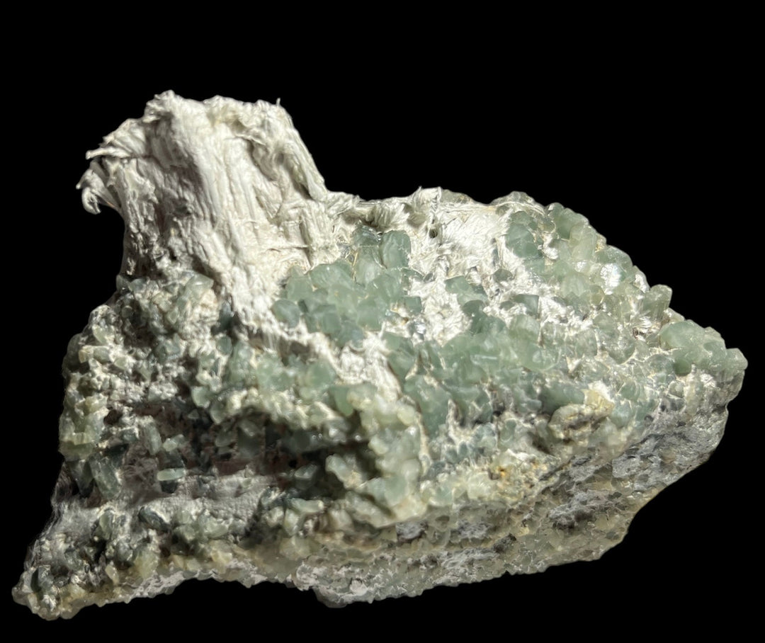 Albite verte Byssolite St Veran France DR228