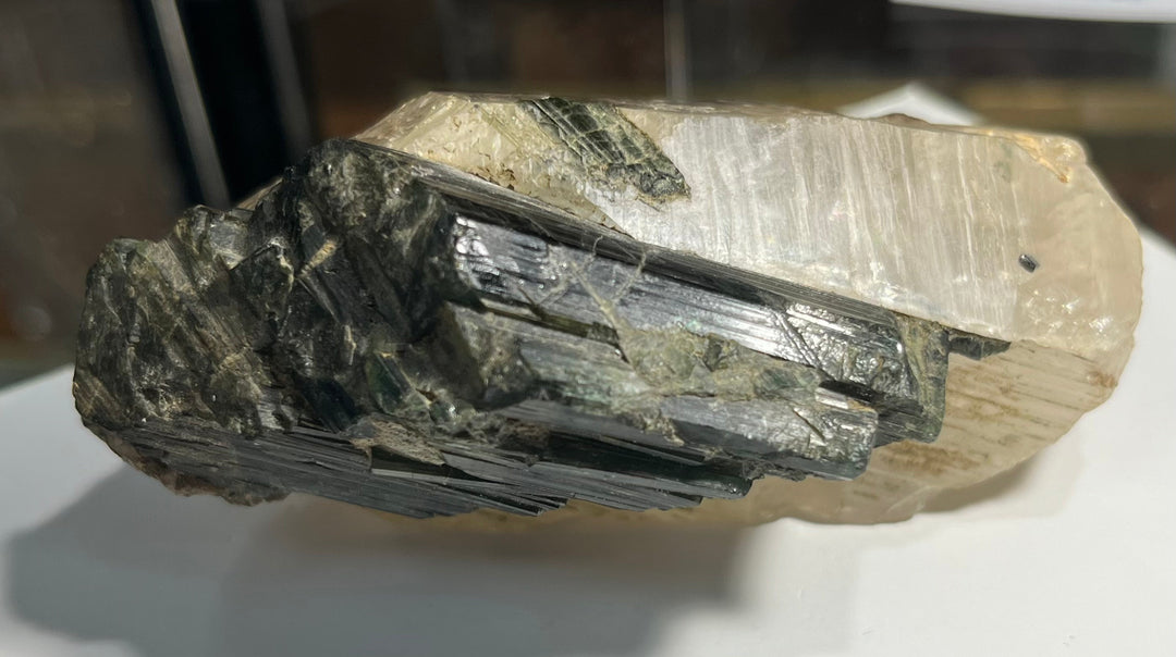 Epidote on quartz, Minas Gerais, Brazil C37