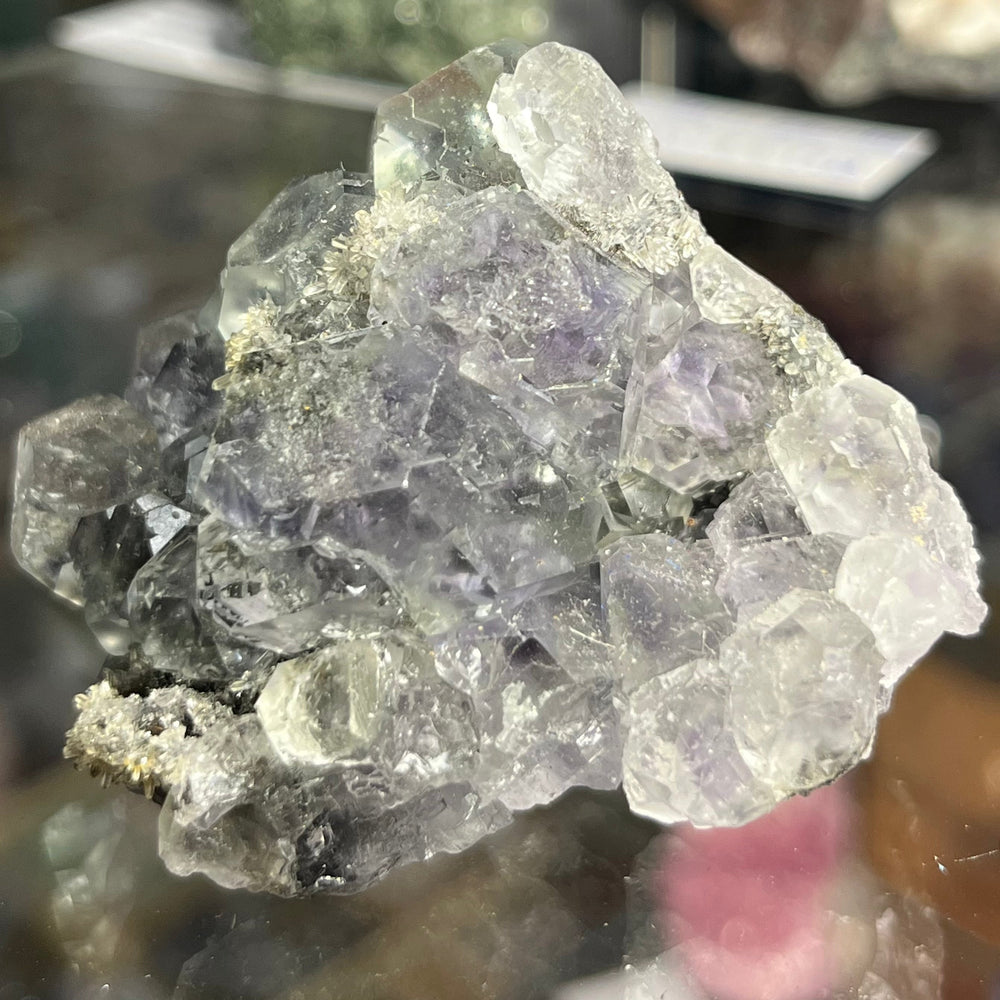 Fluorite violette quartz fujian Chine M18W111