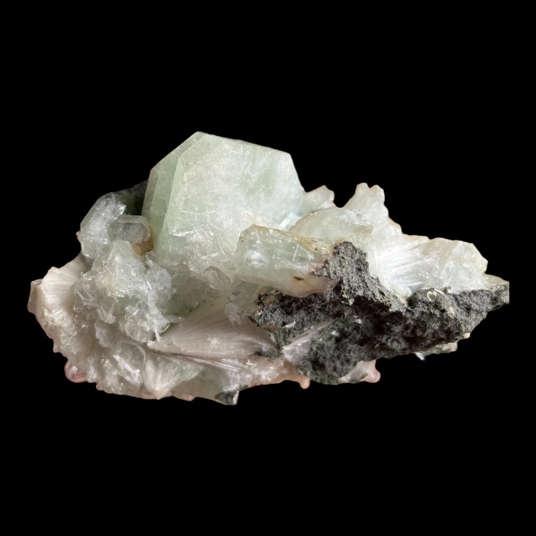 Grüner Fluorapophyllit und Scolecit Maharashtra Indien DA179