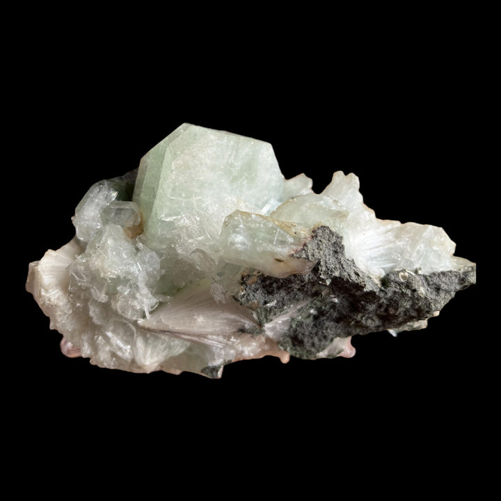 Grüner Fluorapophyllit und Scolecit Maharashtra Indien DA179