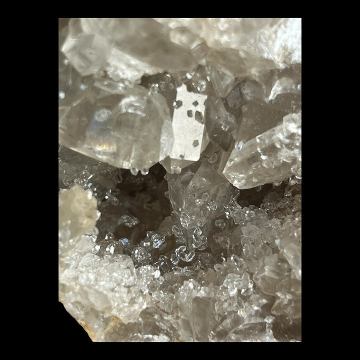 White celestine geode with sugar quartz, Tamerza, Tozeur, Tunisia DW223