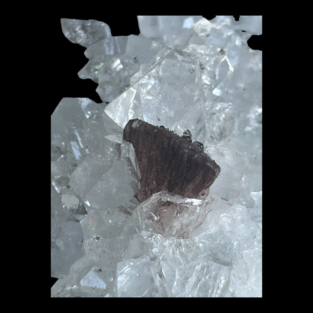 Brown Heulandite on Apophyllite jalgoan quarries India DW227