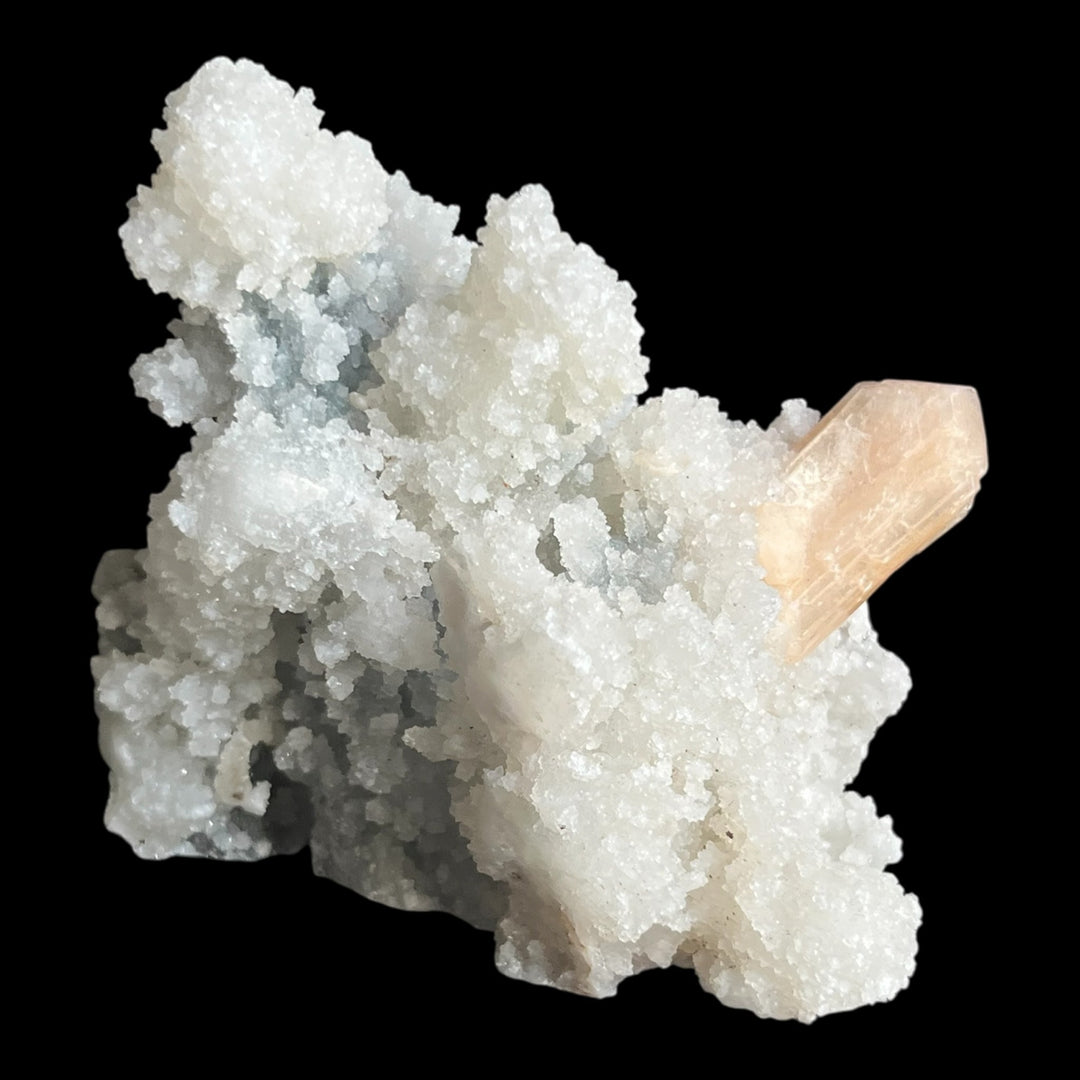 STILBITE on chalcedony India M18W81