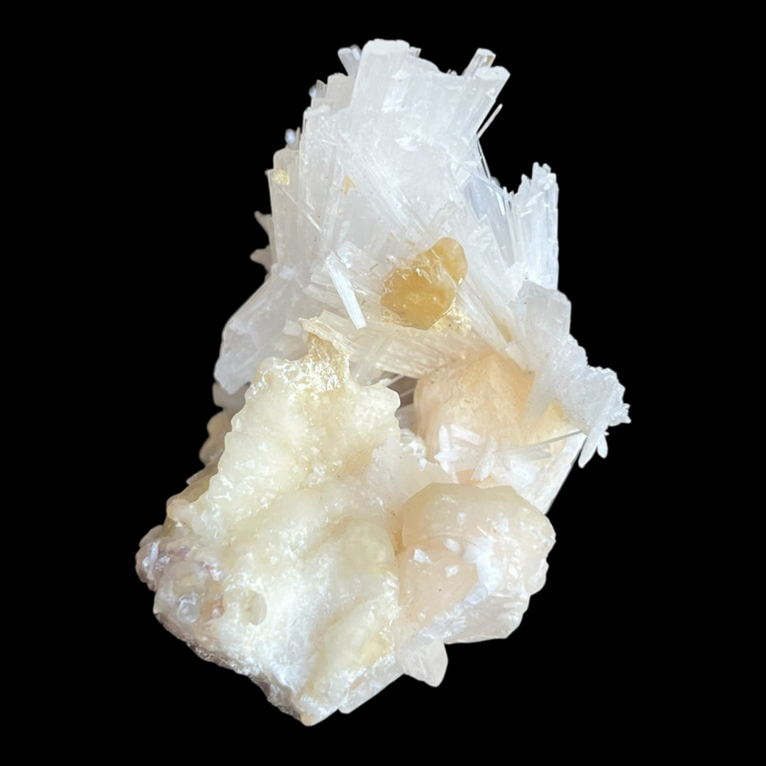 calcite on Scolecite and stilbite nashik India DW176