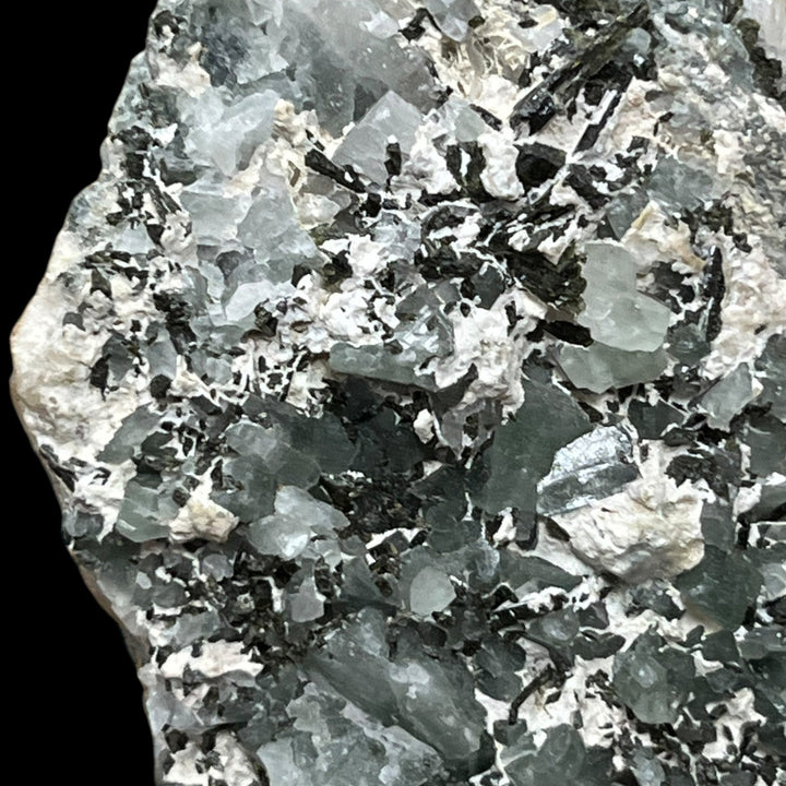 Grüner Albit Epidot Byssolith Frankreich St. Veran DR227