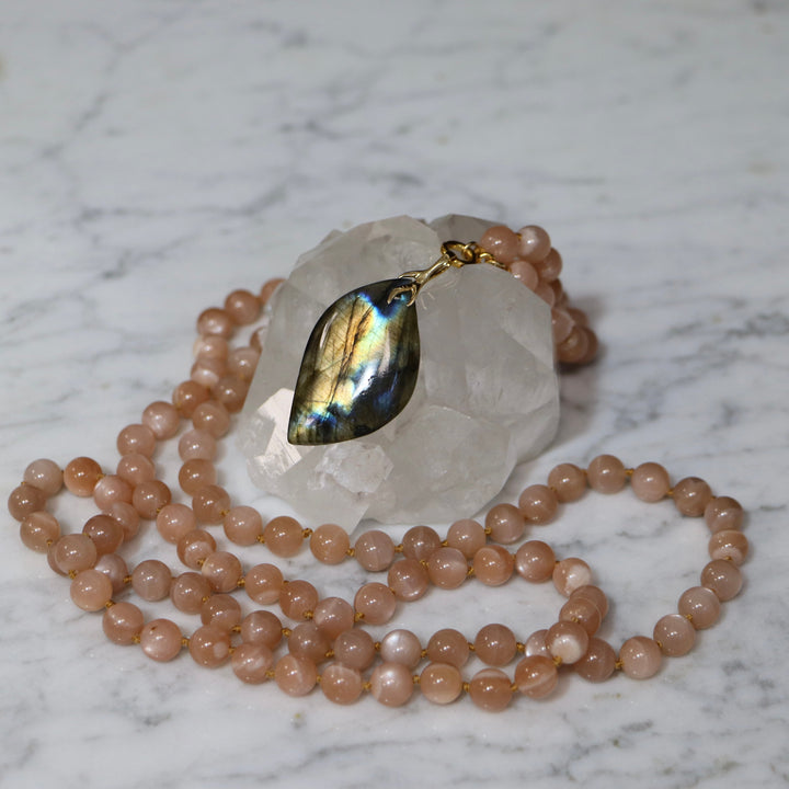 Collier MALA en pierre de lune et Pendentif en labradorite