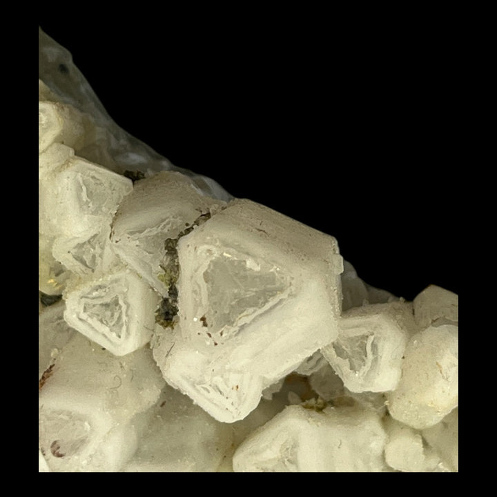 Calcite-covered quartz from Cavnic, Romania, DA36