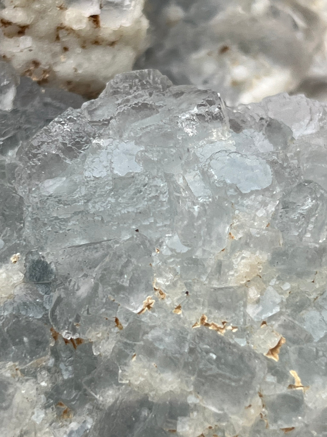 Fluorite bleue et blanche mine de Fontsante