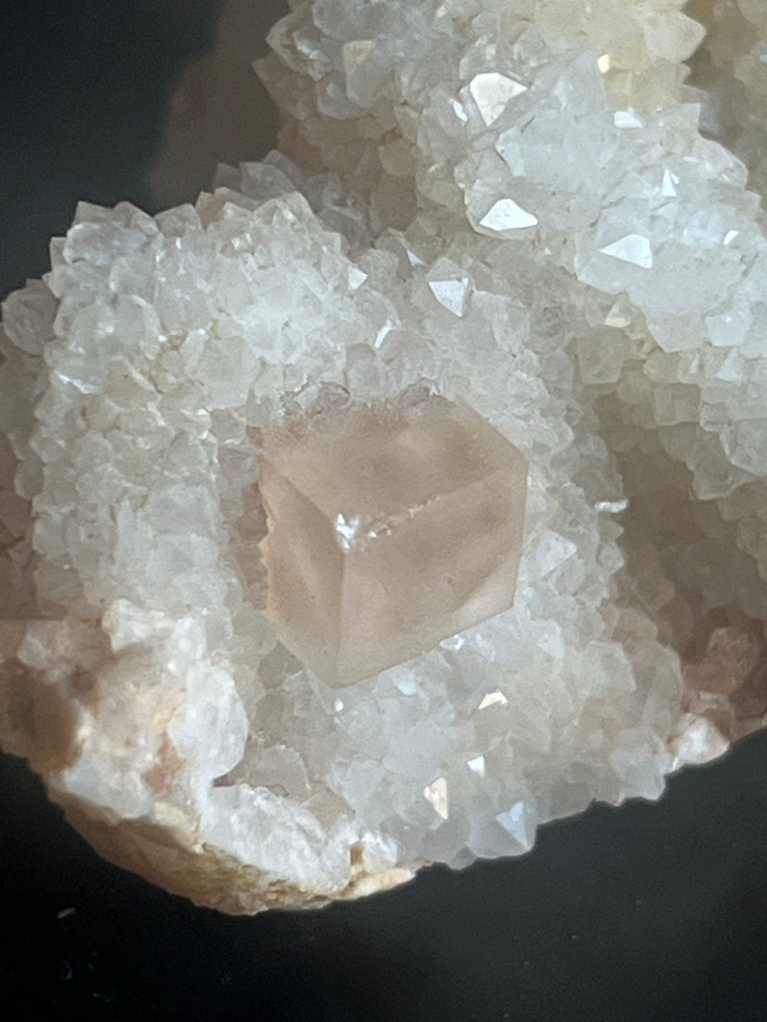 Fluorite rosée quartz baryte Marsanges Haute Loire France