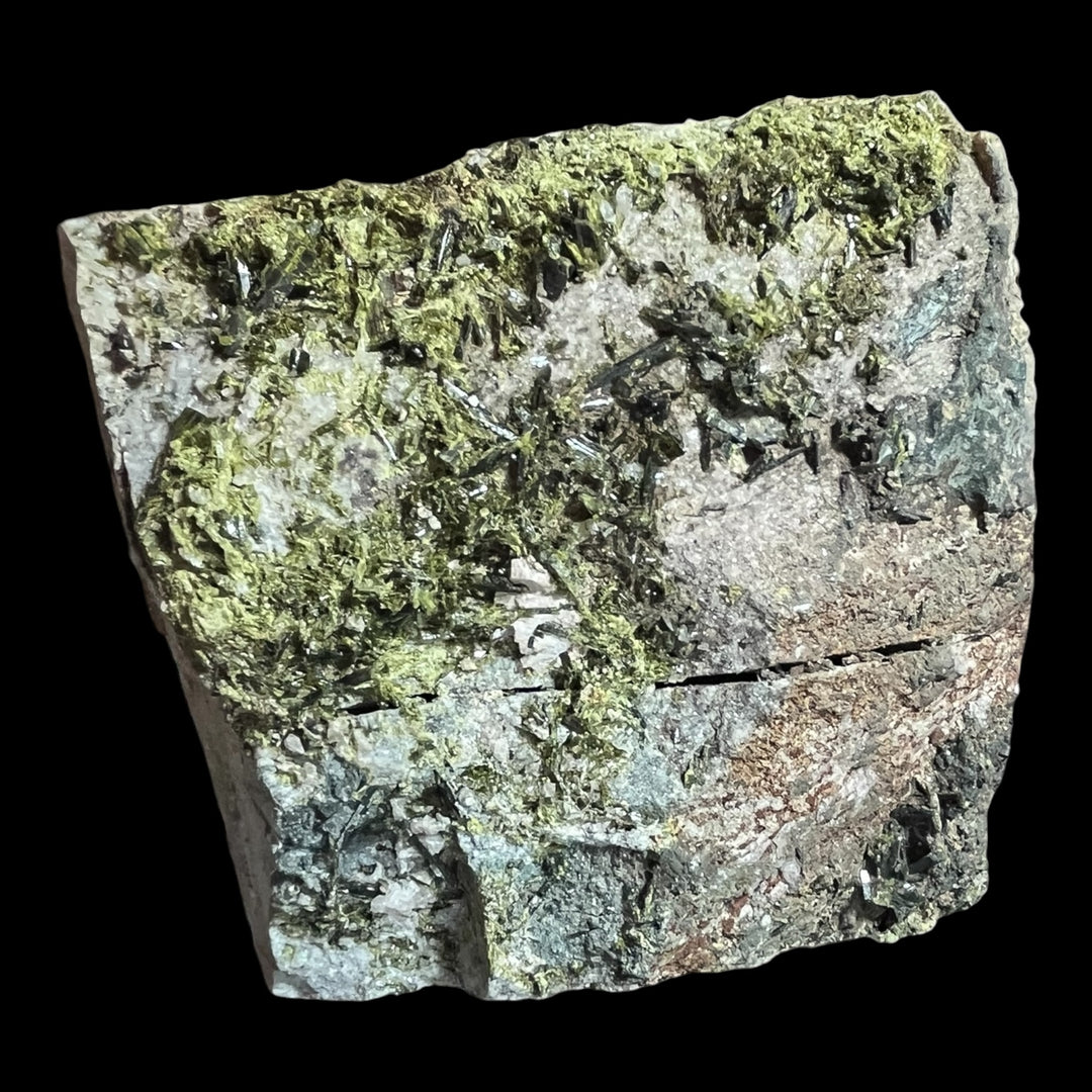 Epidote quartz calcite Belledonne Alpes France
