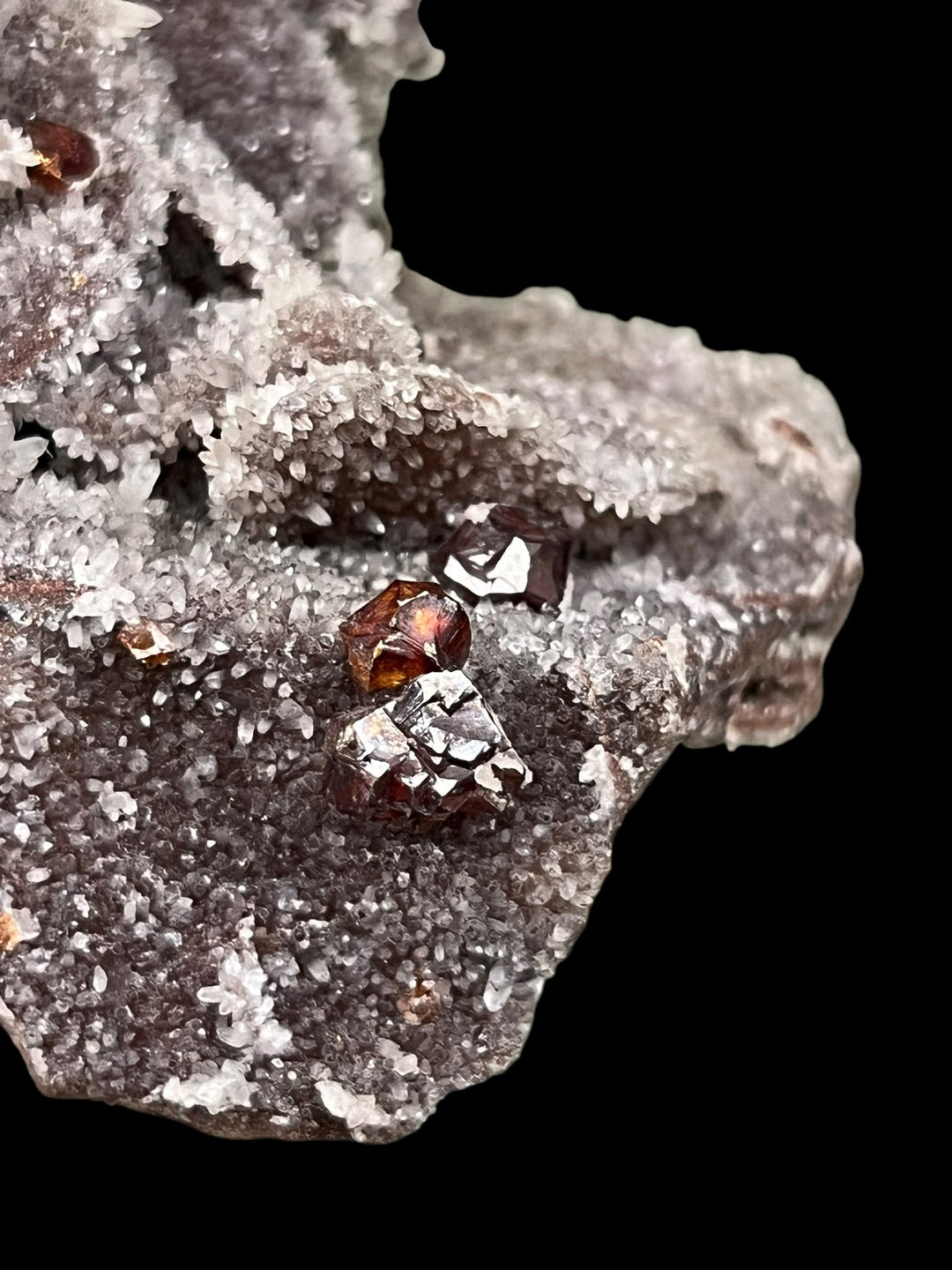 Sphalerite on quartz, Shuikoushan, Hunan, China DA205