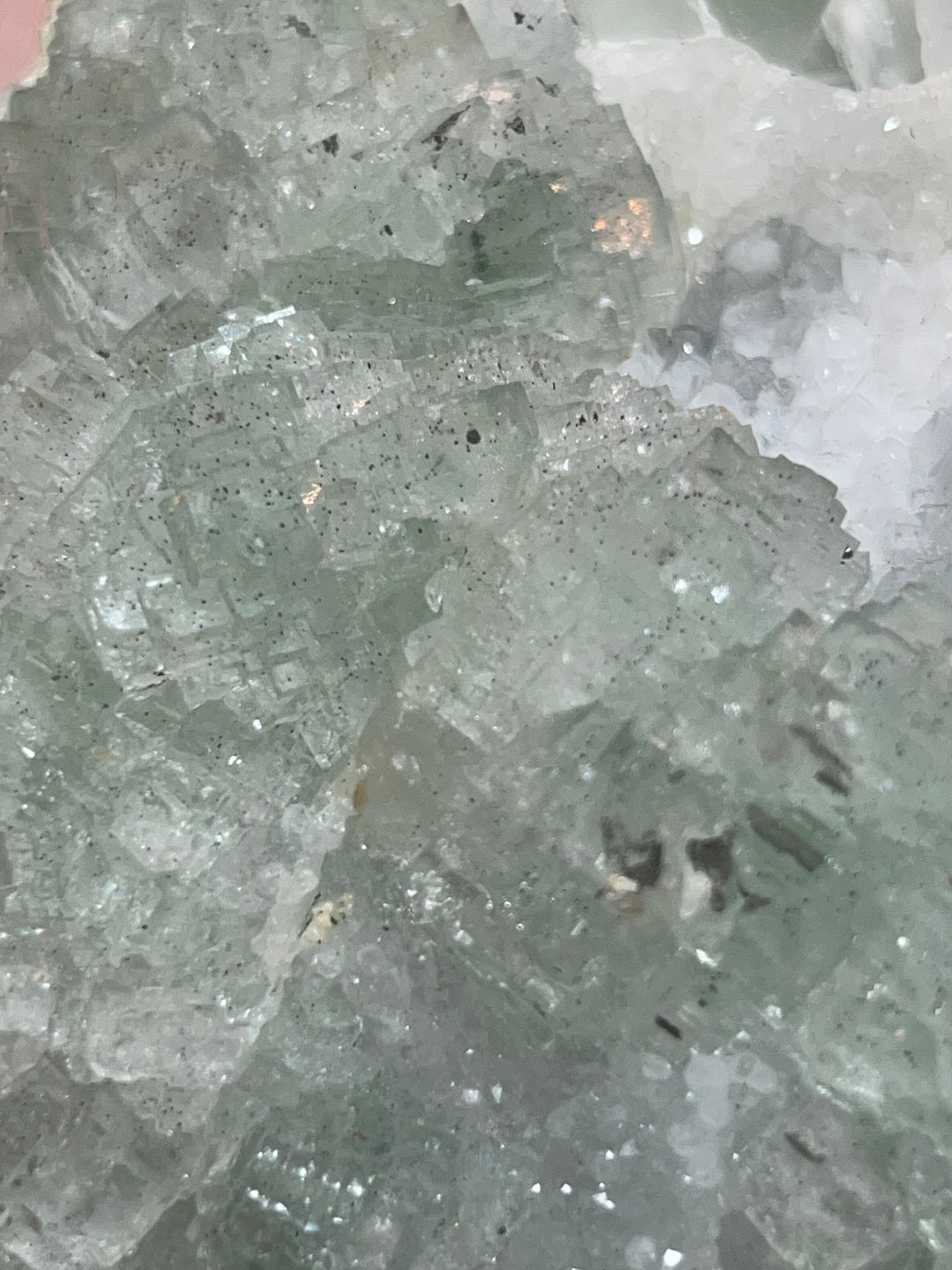 Fluorite polysynthétique verte, quartz Fontsante Var France