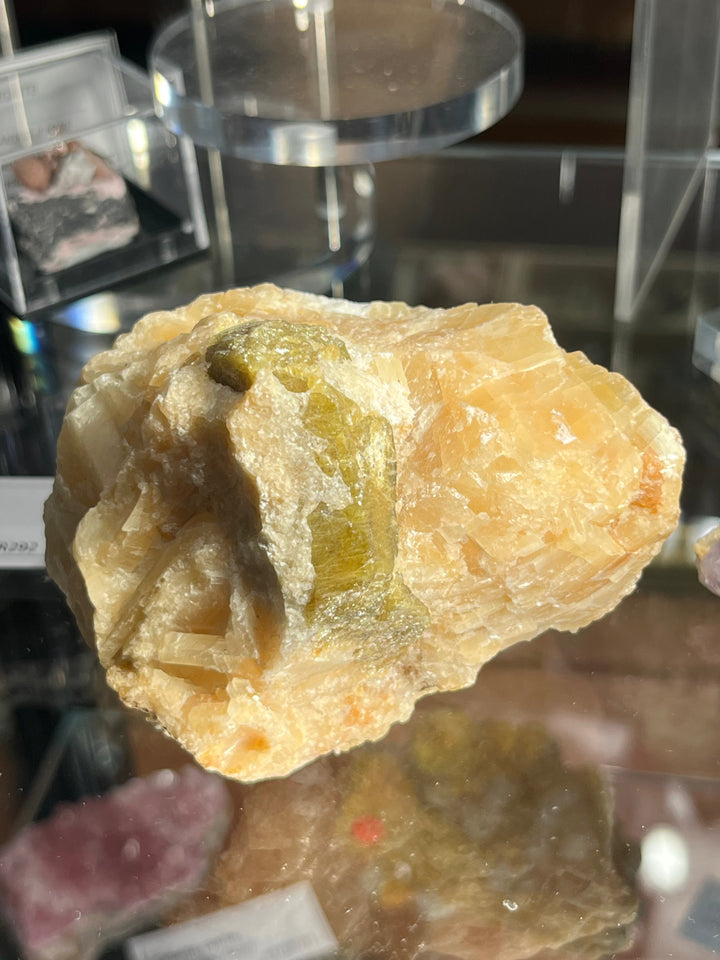 APATITE on calcite Madagascar M18W91