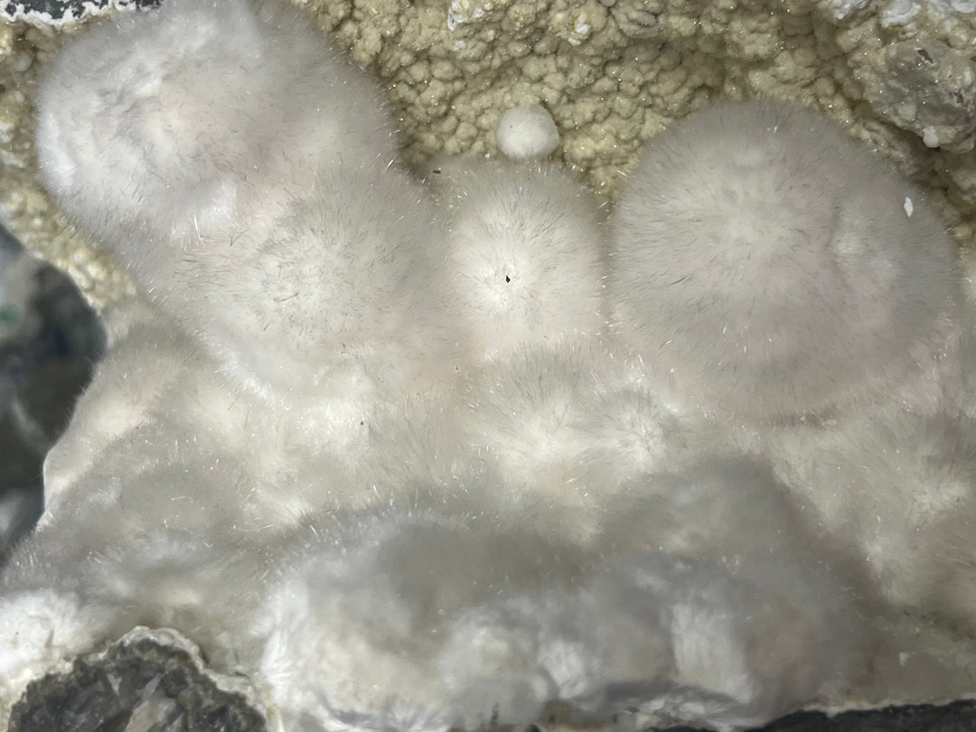 Großer Okenit mit Gyrolith, Indien