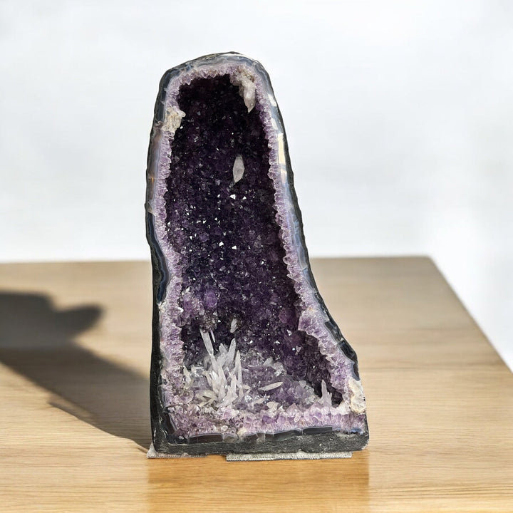 AAA-Amethyst-Calcit-Geode aus Brasilien, 18,7 kg, AMG6