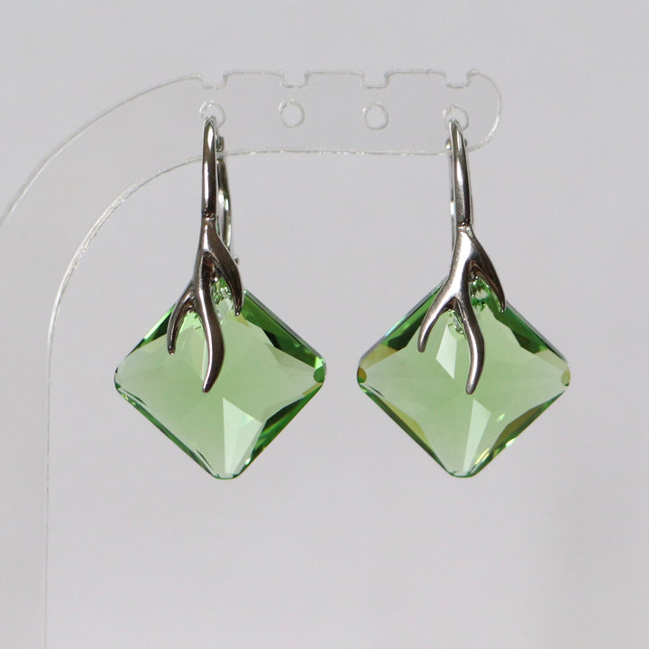 Pendentif, cristaux Swarovski, argent rhodié, vert olive, AGATHE