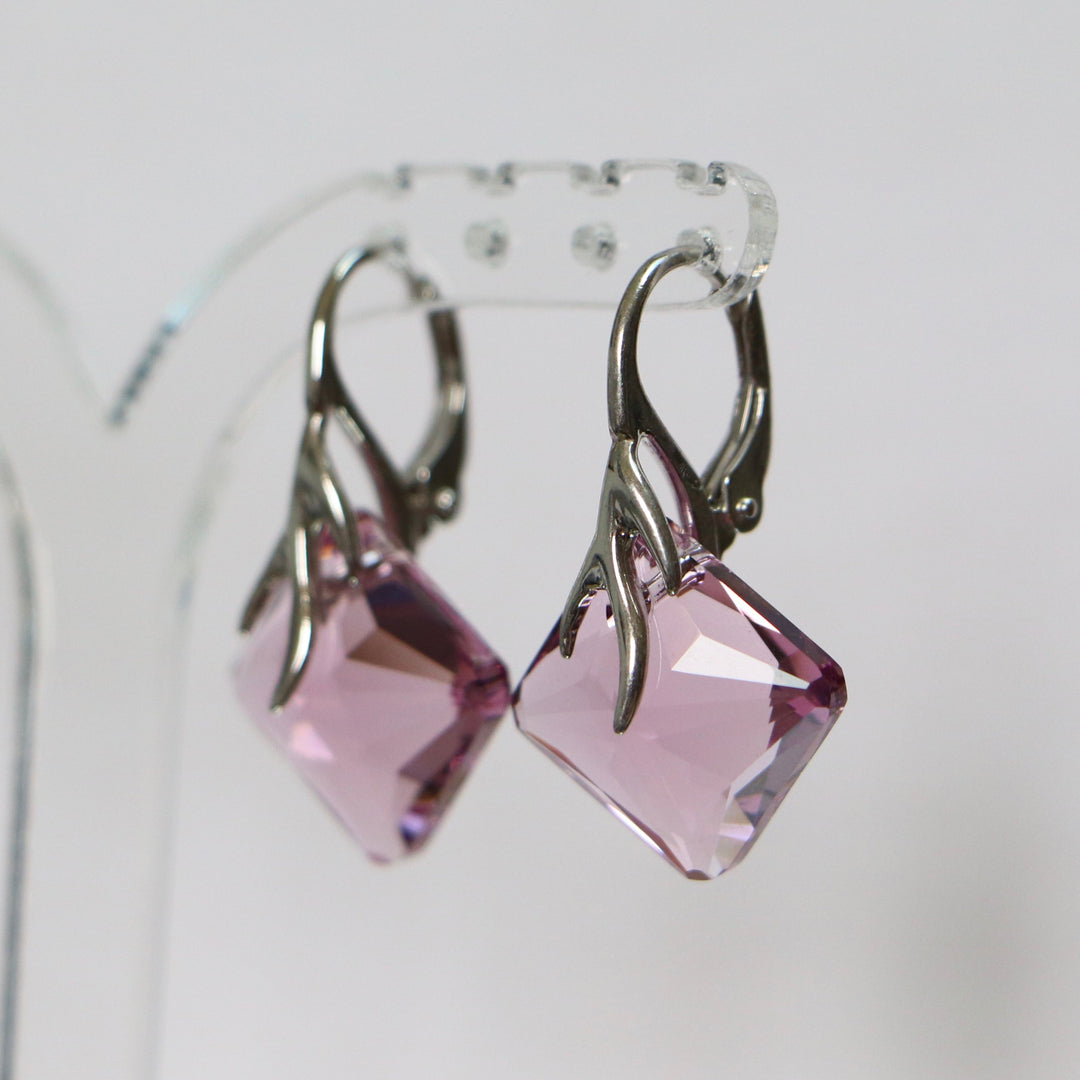 Boucles d'oreilles, cristaux Swarovski, argent rhodié, mauve clair, AGATHE