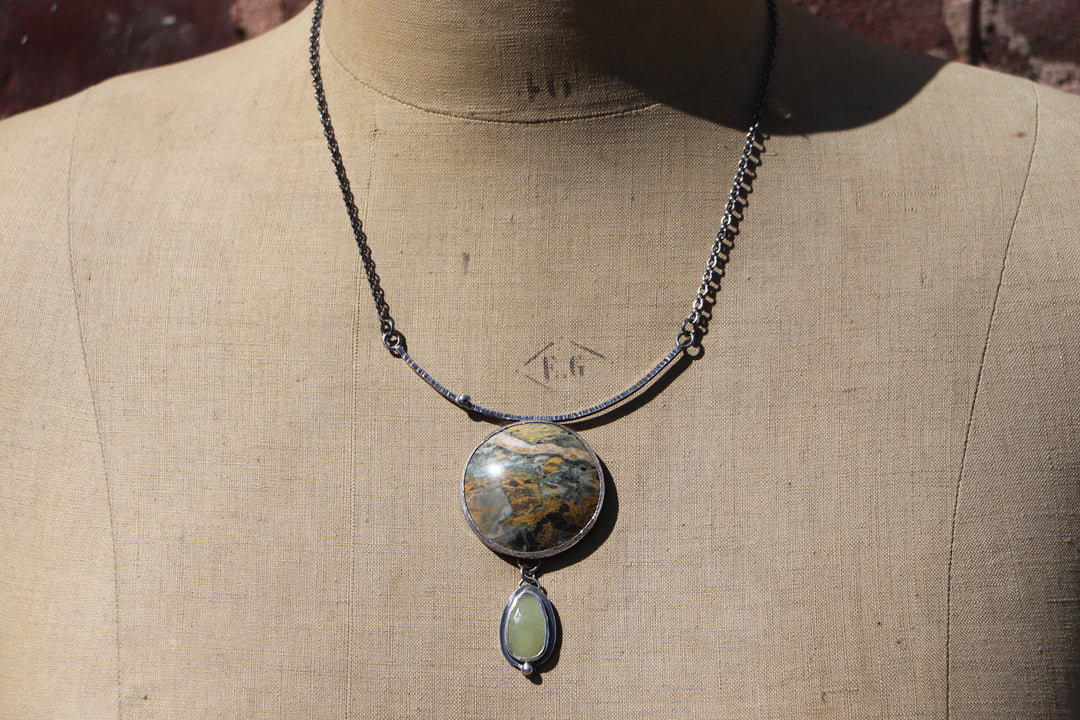 Necklace with multicolored jasper and yellow sapphire, patinated 925 silver