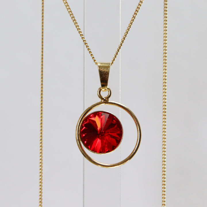 Pendentif avec cristaux Swarovski, argent doré, rouge, JULI