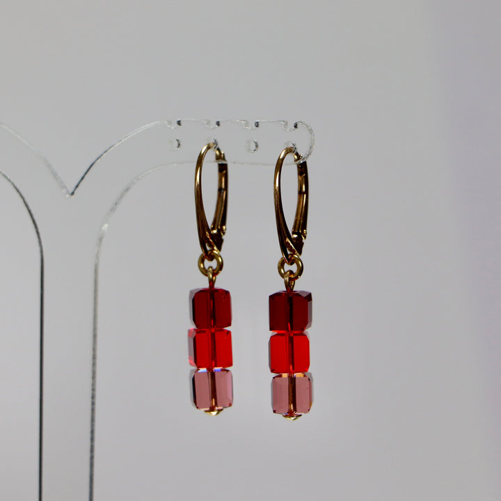 Boucles d'oreilles, cristaux Swarovski, argent doré, rouge, 3CARRE