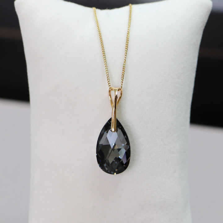 Pendant (large drop) with or without chain, Swarovski crystals, gold-plated silver, LARME collection, silver gray