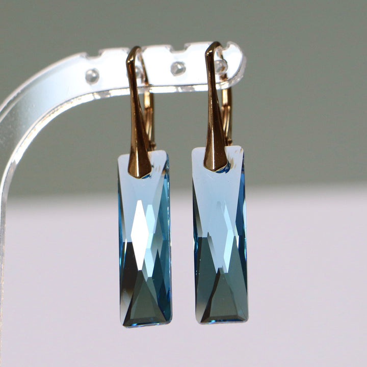 Boucles d'oreilles, cristaux Swarovski, argent doré, bleu aquamarine, NORA